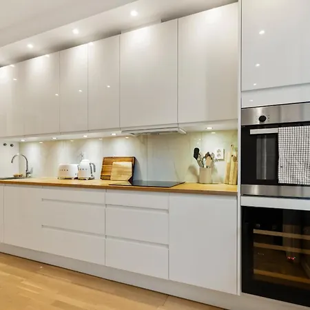 Luxury Summer With Balcony Near Bryggen Διαμέρισμα Μπέργκεν