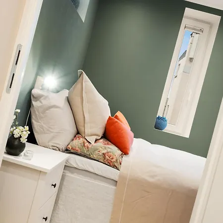 Apartamento Luxury Summer With Balcony Near Bryggen Bergen
